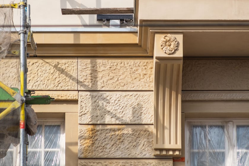 Hotel Grand prawie gotowy. demontowane są ostatnie rusztowania i zasłony