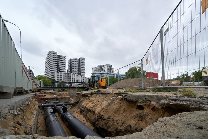 Prace na pl. Jana Pawła II, tam gdzie był biurowiec Cuprum