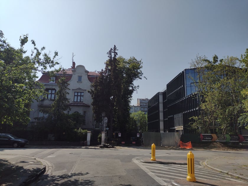 Budowa triQube przy ul. Januszowickiej