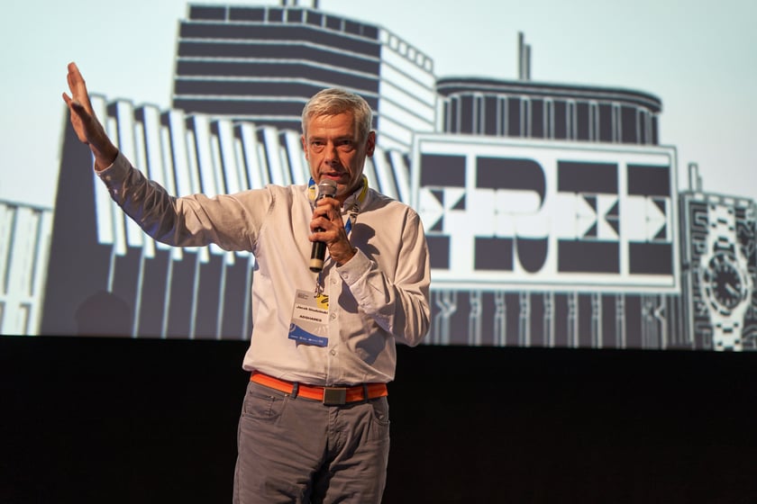 Konferencja Evolutions 2023: Meetup &amp; Showcase w Kinie Nowe Horyzonty