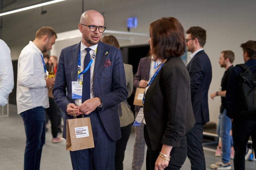 Konferencja Evolutions 2023: Meetup &amp; Showcase w Kinie Nowe Horyzonty
