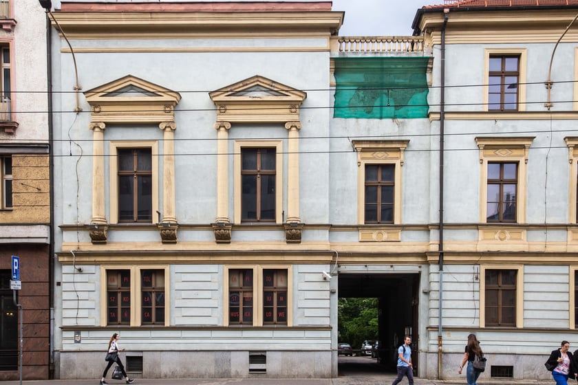 Zespół kamienic znajdujący się przy ul. Piłsudskiego - został wystawiony na sprzedaż
