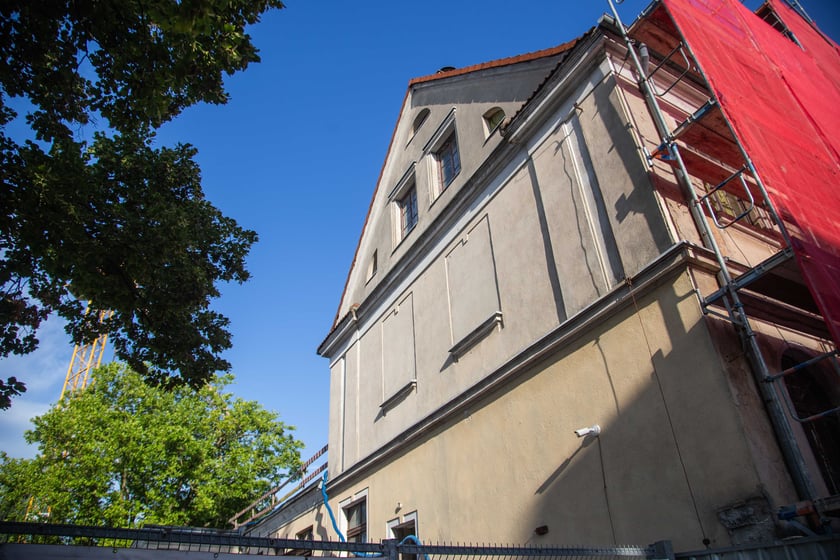 Dawny Dom Kultury Agora przy placu Piłsudskiego