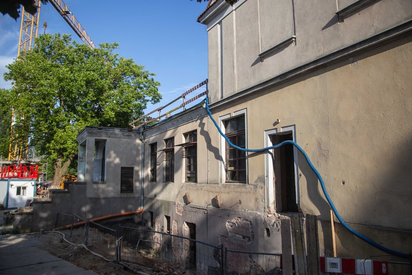 Dawny Dom Kultury Agora przy placu Piłsudskiego