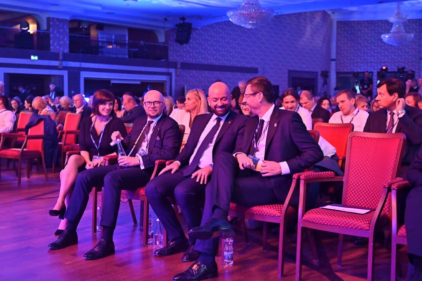 BASF, Selena i BNY Mellon laureatami Nagrody Prezydenta Wrocławia - Biznes Odpowiedzialny Społecznie. Wyróżnienia zostały wręczone podczas XXXII Gali Forum Ekonomicznego w Karpaczu.