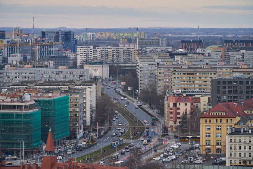 Wykup mieszkania komunalnego we Wrocławiu. Jaki wniosek należy złożyć?
Wykup mieszkania na rzecz dotychczasowego najemcy. Szczeg&oacute;ły, wnioski i oświadczenie do pobrania.&nbsp;są na stronie UM Wrocławia.
&nbsp;
