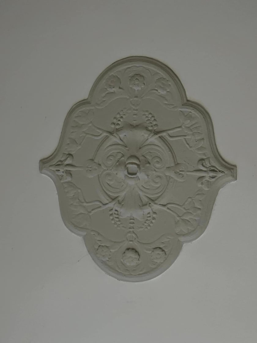 Filip Heliasz na swoich zdjęciach  pokazuje perły miejskiej architektury. Najnowsze odkrycia w kamienicach we Wrocławiu