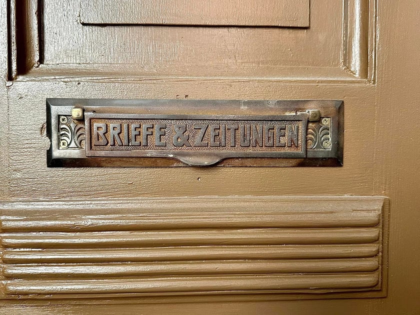 Filip Heliasz na swoich zdjęciach  pokazuje perły miejskiej architektury. Najnowsze odkrycia w kamienicach we Wrocławiu