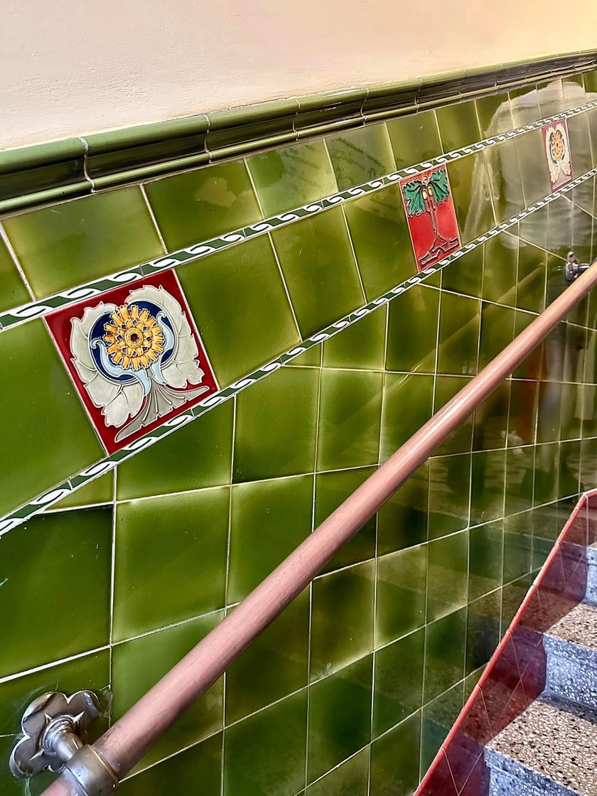 Filip Heliasz na swoich zdjęciach  pokazuje perły miejskiej architektury. Najnowsze odkrycia w kamienicach we Wrocławiu