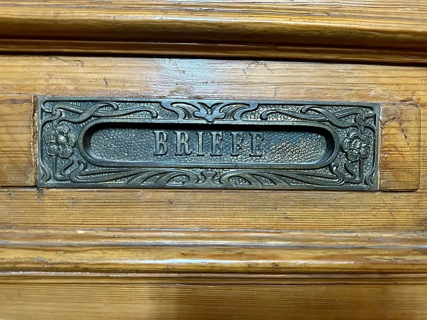 Filip Heliasz na swoich zdjęciach  pokazuje perły miejskiej architektury. Najnowsze odkrycia w kamienicach we Wrocławiu