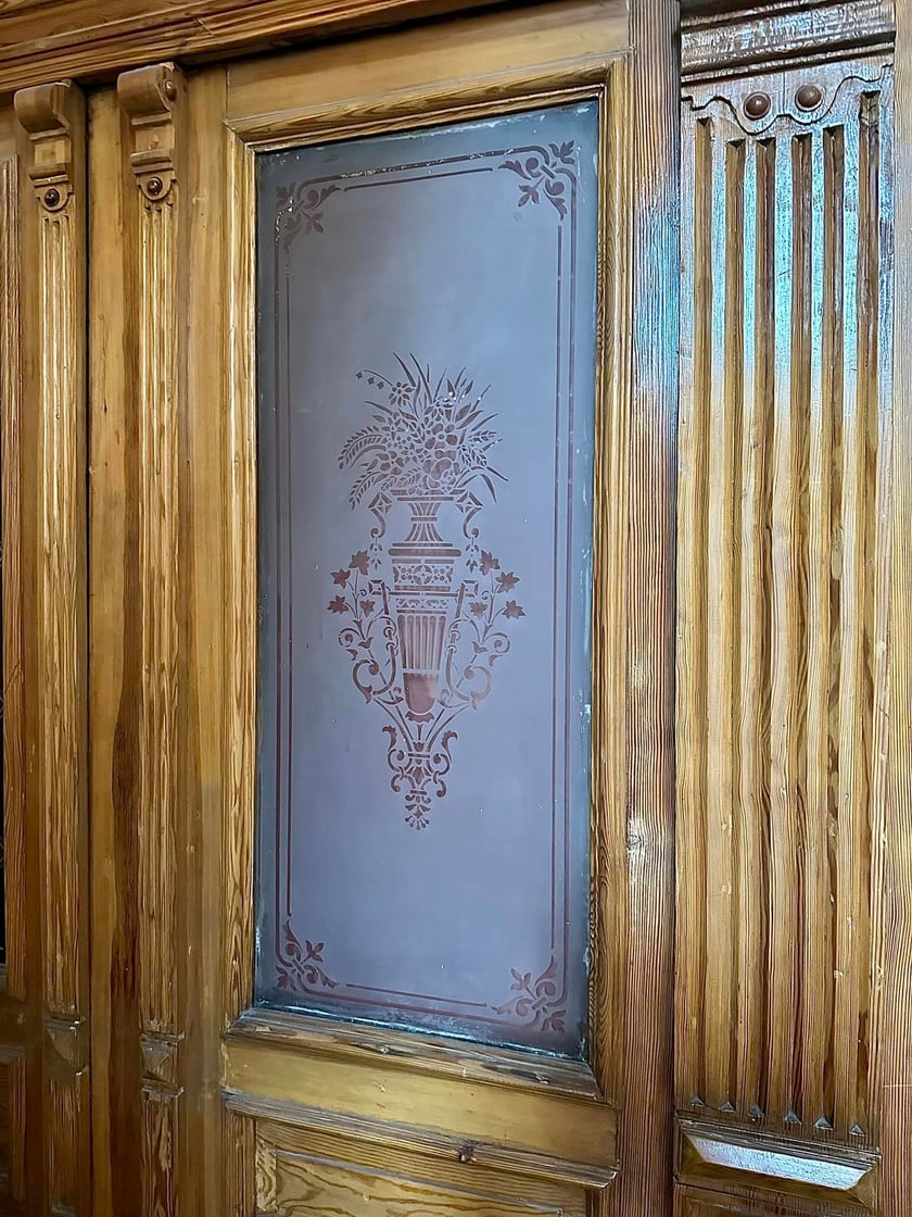 Filip Heliasz na swoich zdjęciach  pokazuje perły miejskiej architektury. Najnowsze odkrycia w kamienicach we Wrocławiu