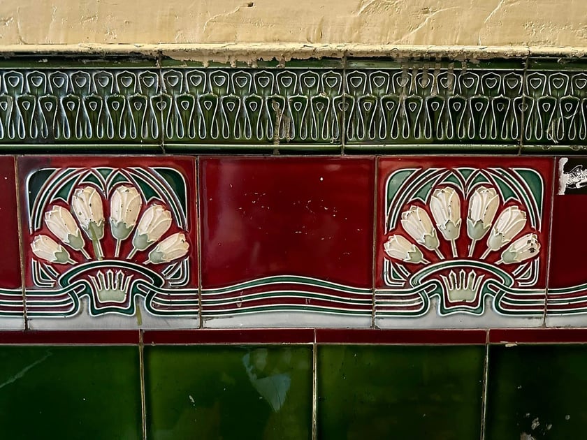 Filip Heliasz na swoich zdjęciach  pokazuje perły miejskiej architektury. Najnowsze odkrycia w kamienicach we Wrocławiu