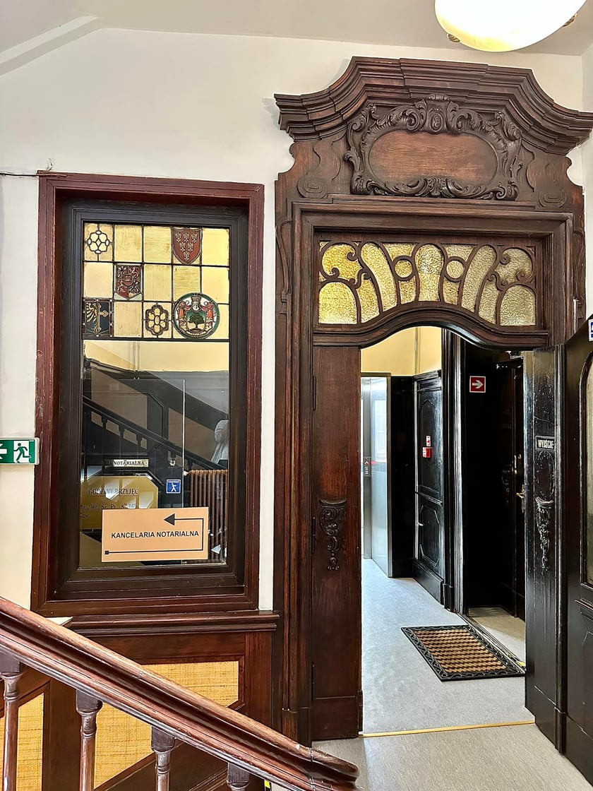 Filip Heliasz na swoich zdjęciach  pokazuje perły miejskiej architektury. Najnowsze odkrycia w kamienicach we Wrocławiu