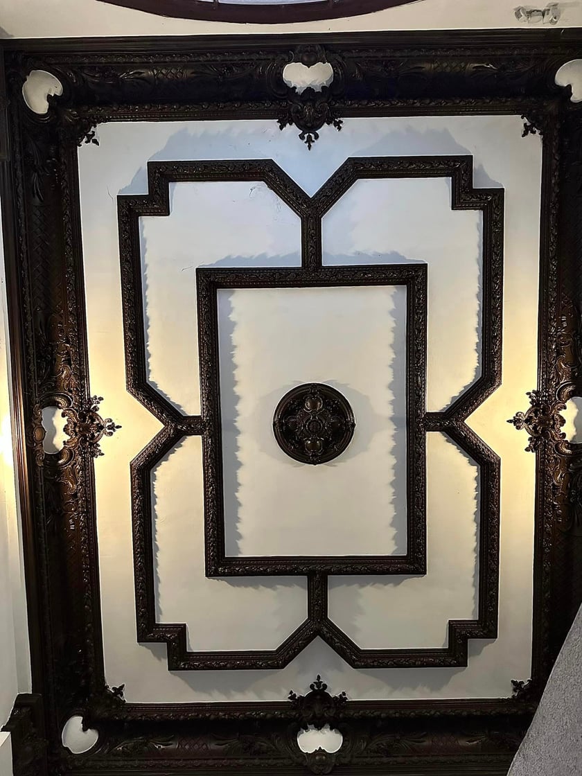 Filip Heliasz na swoich zdjęciach  pokazuje perły miejskiej architektury. Najnowsze odkrycia w kamienicach we Wrocławiu