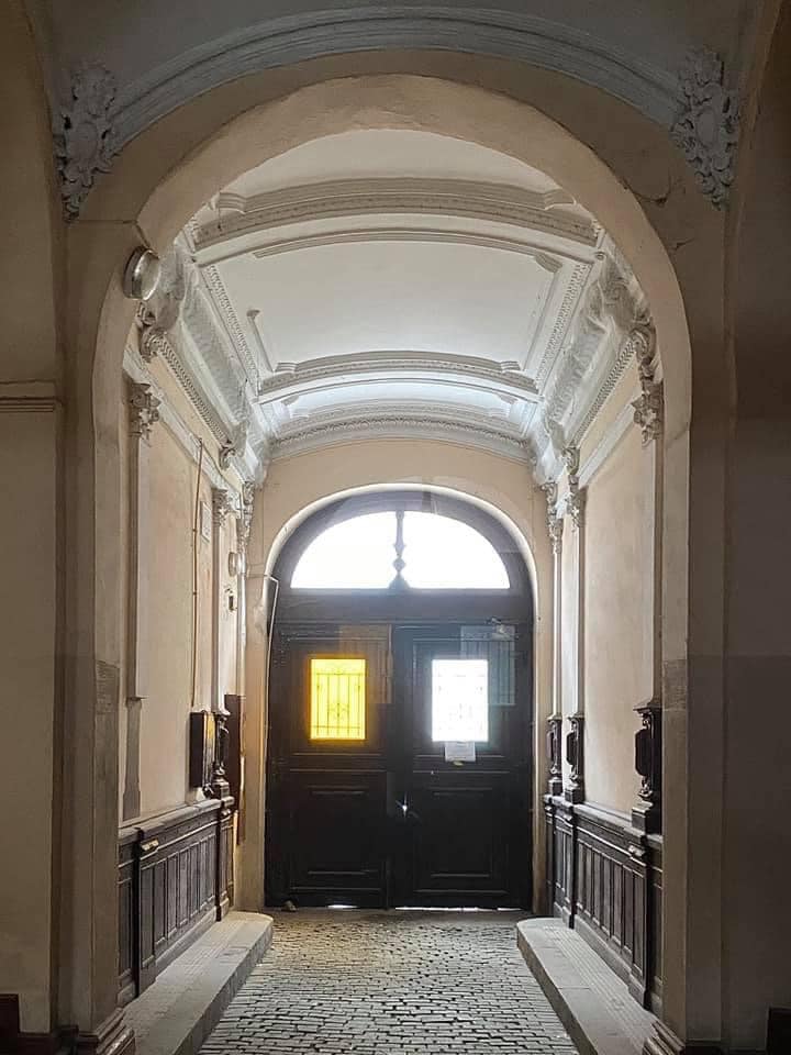 Filip Heliasz na swoich zdjęciach  pokazuje perły miejskiej architektury. Najnowsze odkrycia w kamienicach we Wrocławiu