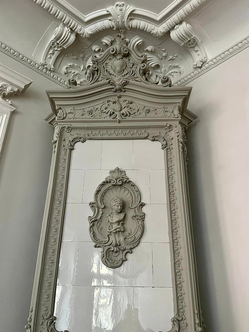 Filip Heliasz na swoich zdjęciach  pokazuje perły miejskiej architektury. Najnowsze odkrycia w kamienicach we Wrocławiu