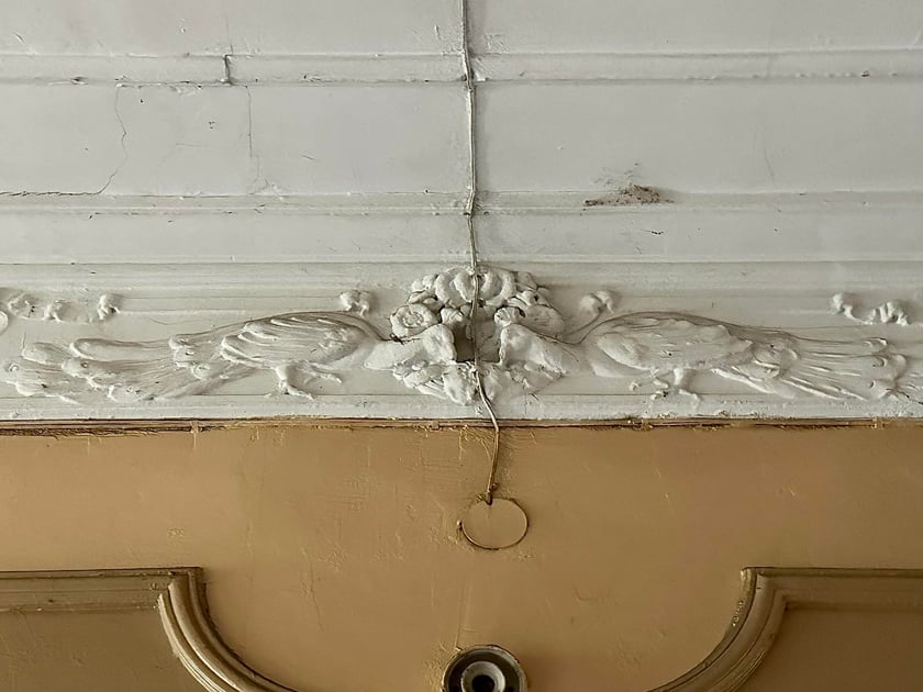 Filip Heliasz na swoich zdjęciach  pokazuje perły miejskiej architektury. Najnowsze odkrycia w kamienicach we Wrocławiu