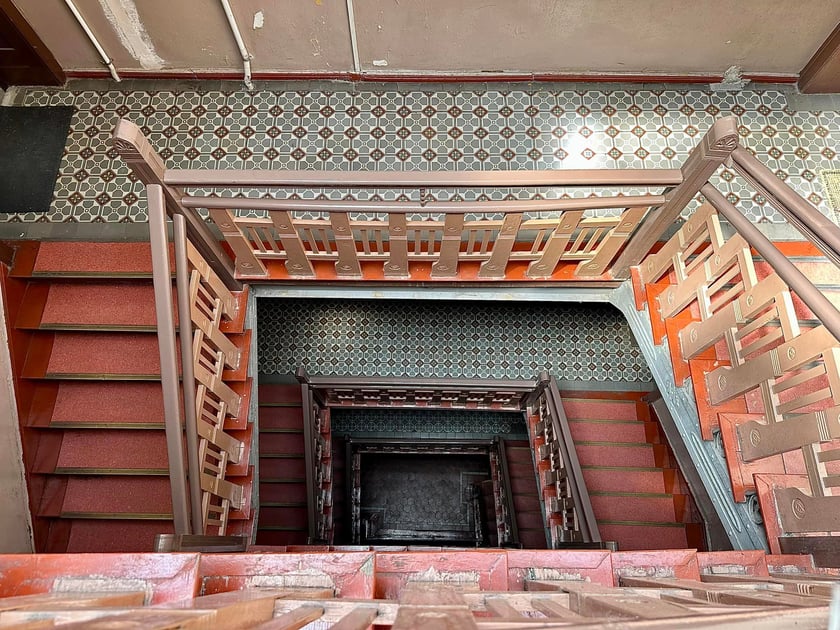 Filip Heliasz na swoich zdjęciach  pokazuje perły miejskiej architektury. Najnowsze odkrycia w kamienicach we Wrocławiu