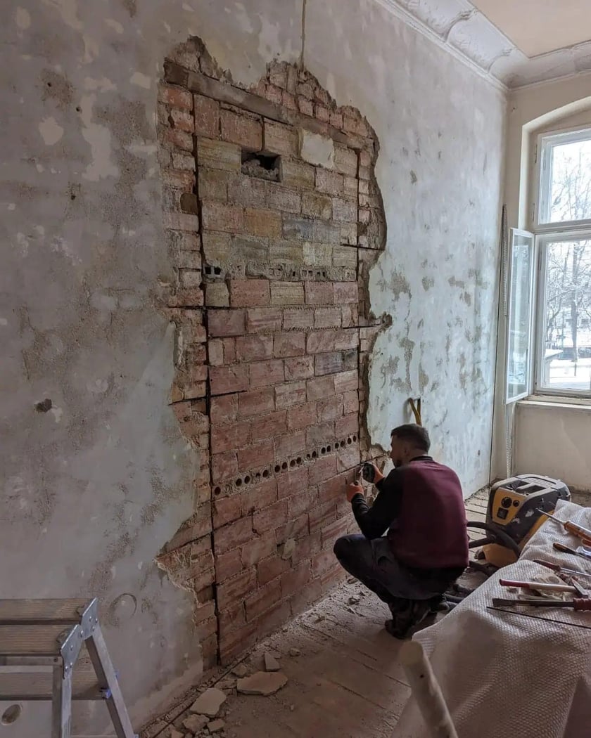 Filip Heliasz na swoich zdjęciach  pokazuje perły miejskiej architektury. Najnowsze odkrycia w kamienicach we Wrocławiu