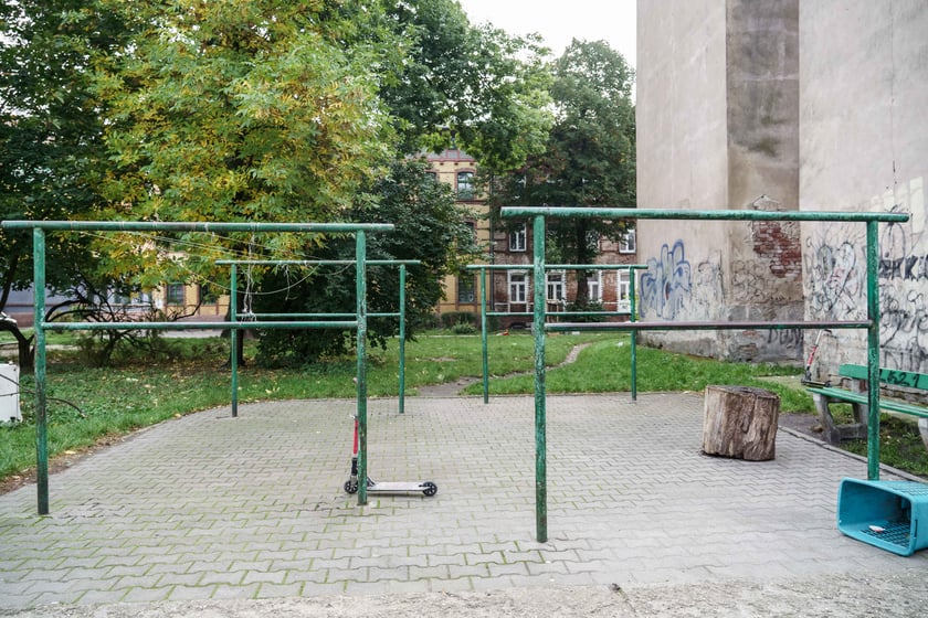 Osiedle Brochów, gdzie zbudowano robotnicze osiedle kolejowe i remizę strażacką, która zostanie wyremontowana