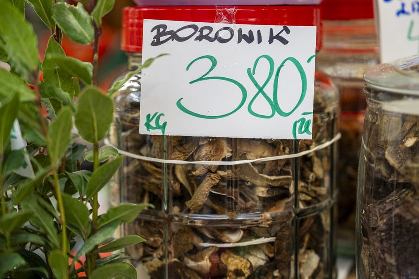 Targowiska i bazary we Wrocławiu. Ceny przed świętami