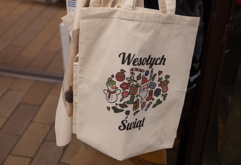 Stoiska i produkty w Hali Targowej