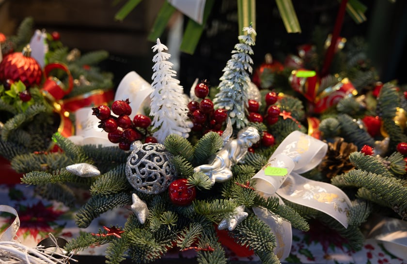 Stoiska i produkty w Hali Targowej