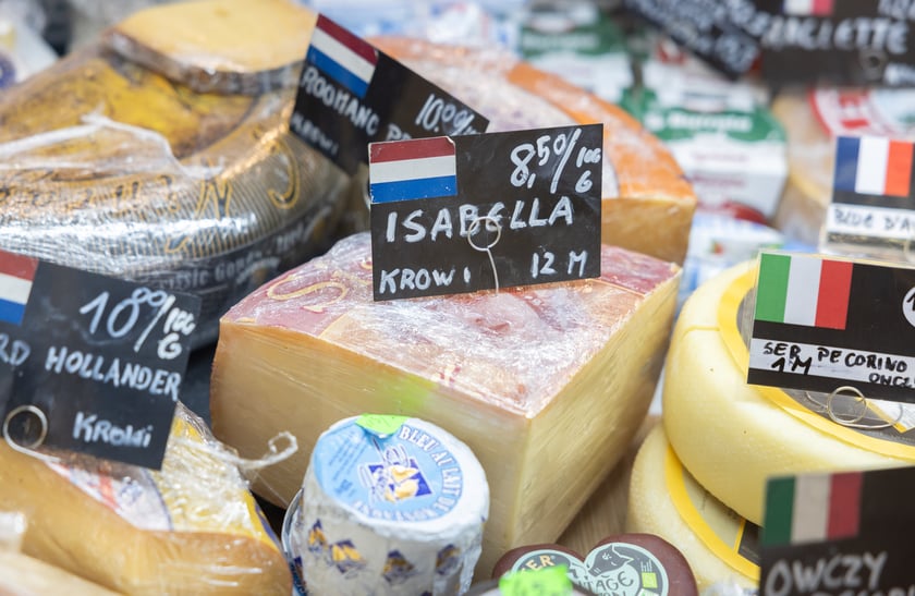 Stoiska i produkty w Hali Targowej