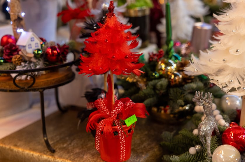 Stoiska i produkty w Hali Targowej