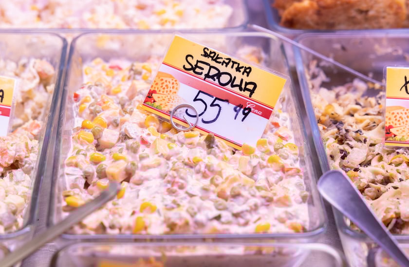 Stoiska i produkty w Hali Targowej