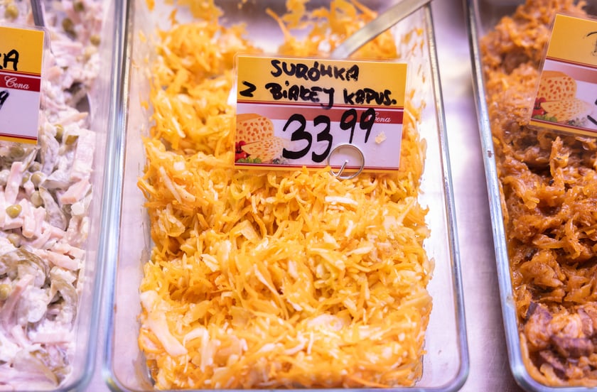 Stoiska i produkty w Hali Targowej