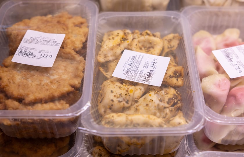 Stoiska i produkty w Hali Targowej