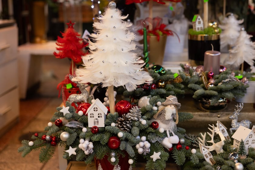 Stoiska i produkty w Hali Targowej