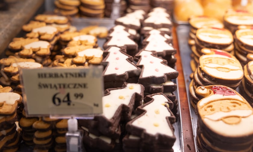 Stoiska i produkty w Hali Targowej