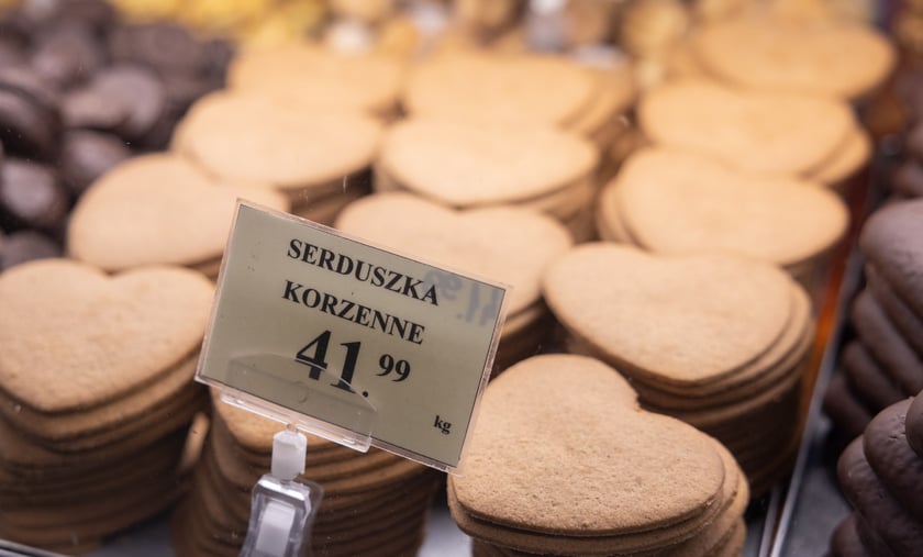 Stoiska i produkty w Hali Targowej