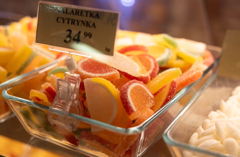 Stoiska i produkty w Hali Targowej