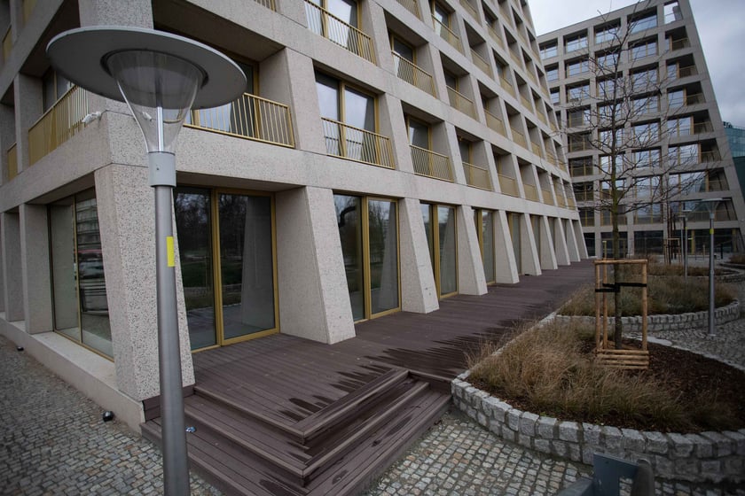 Bulwar Drobnera to dwa budynki powstałe w miejscu dawnej szkoły. Jej elewacja została wykorzystana w jednym z gmachów