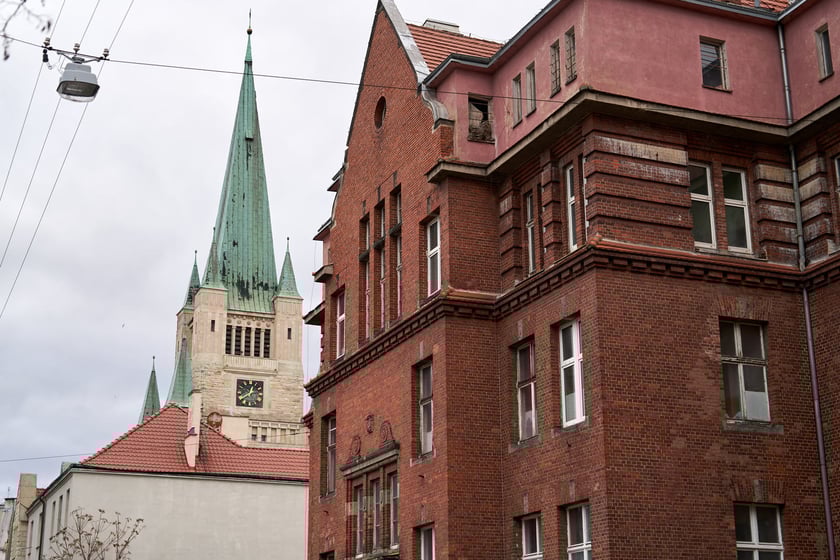 Dawny szpital kolejowy, ruszyła tam buudowa Sudei - nowego osiedla, 4 stycznia 2024 r.