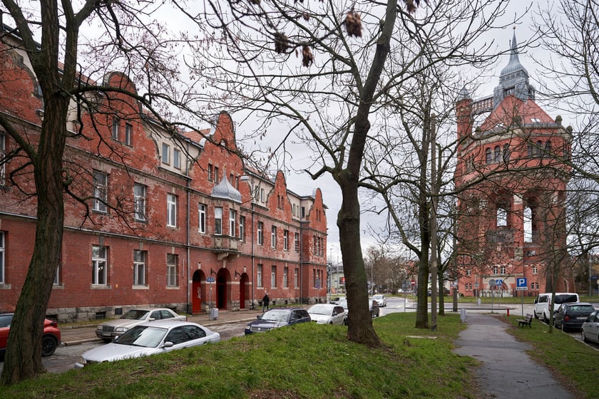 Dawny szpital kolejowy, ruszyła tam buudowa Sudei - nowego osiedla, 4 stycznia 2024 r.