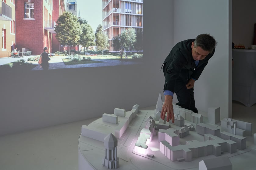 Dawny szpital kolejowy, ruszyła tam buudowa Sudei - nowego osiedla, 4 stycznia 2024 r.