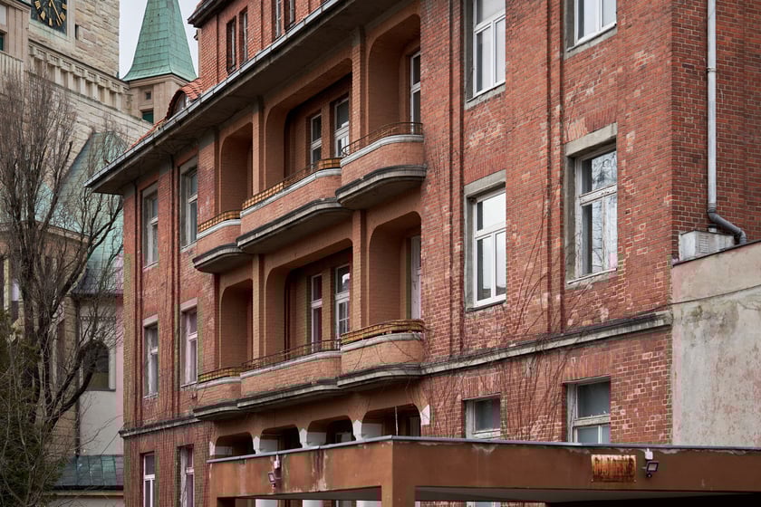 Dawny szpital kolejowy, ruszyła tam buudowa Sudei - nowego osiedla, 4 stycznia 2024 r.