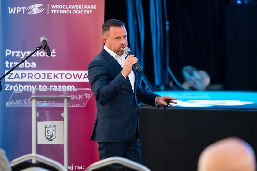 Spotkanie &bdquo;Bez Mikro Nie Ma Makro&rdquo; w Żmigrodzie (11.01.2024) - Jacek Kowalski, prezes Stowarzyszenia Aglomeracja Wrocławska