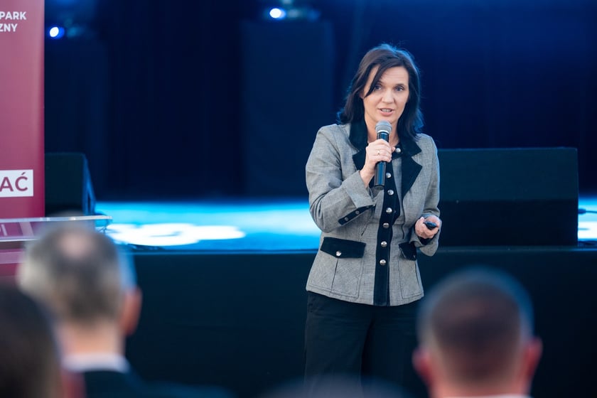 Spotkanie &bdquo;Bez Mikro Nie Ma Makro&rdquo; w Żmigrodzie (11.01.2024) -&nbsp;Magdalena Okulowska, prezes Agencji Rozwoju Aglomeracji Wrocławskiej