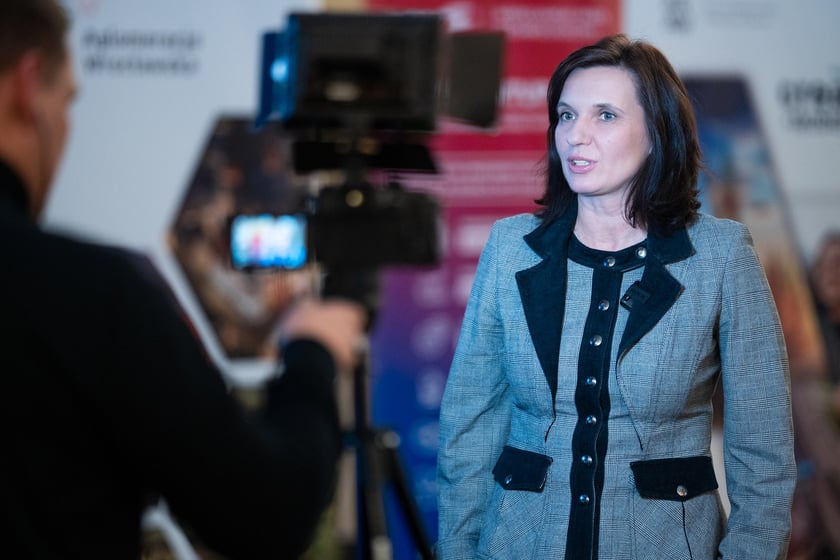 Spotkanie &bdquo;Bez Mikro Nie Ma Makro&rdquo; w Żmigrodzie (11.01.2024) -&nbsp;Magdalena Okulowska, prezes Agencji Rozwoju Aglomeracji Wrocławskiej