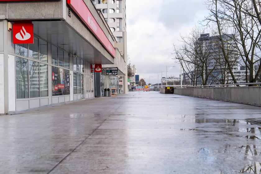 Aktualny stan prac przy przebudowie esplanady 14.01.2024