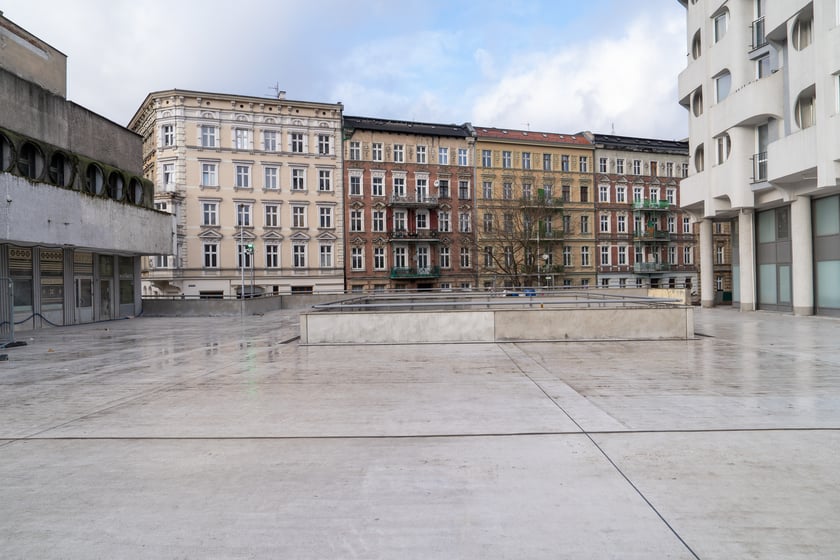Aktualny stan prac przy przebudowie esplanady 14.01.2024