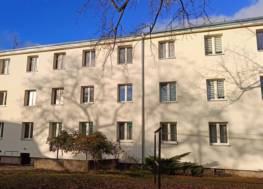 Ulica Nowodworska 8/8, Nowy Dwór, Fabryczna