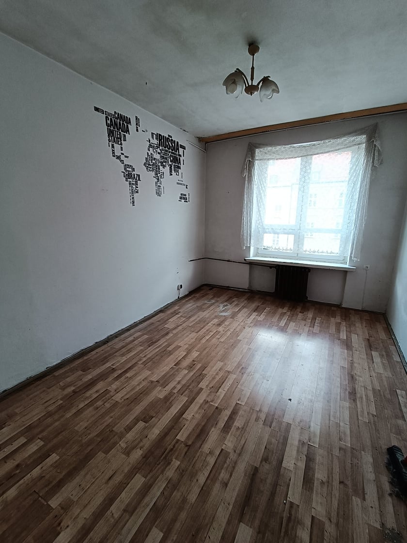 Ulica Świdnicka 2/10, Stare Miasto. Cena 276 000 zł