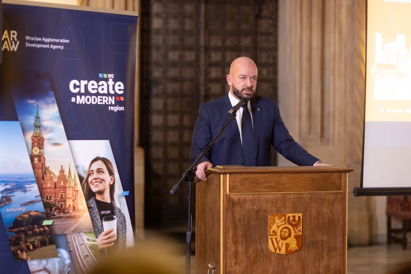 Uczestnicy spotkania  dotyczącego strategii Wrocławia 2050