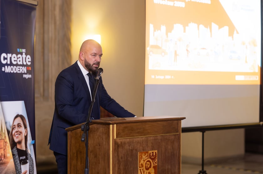 Uczestnicy spotkania  dotyczącego strategii Wrocławia 2050